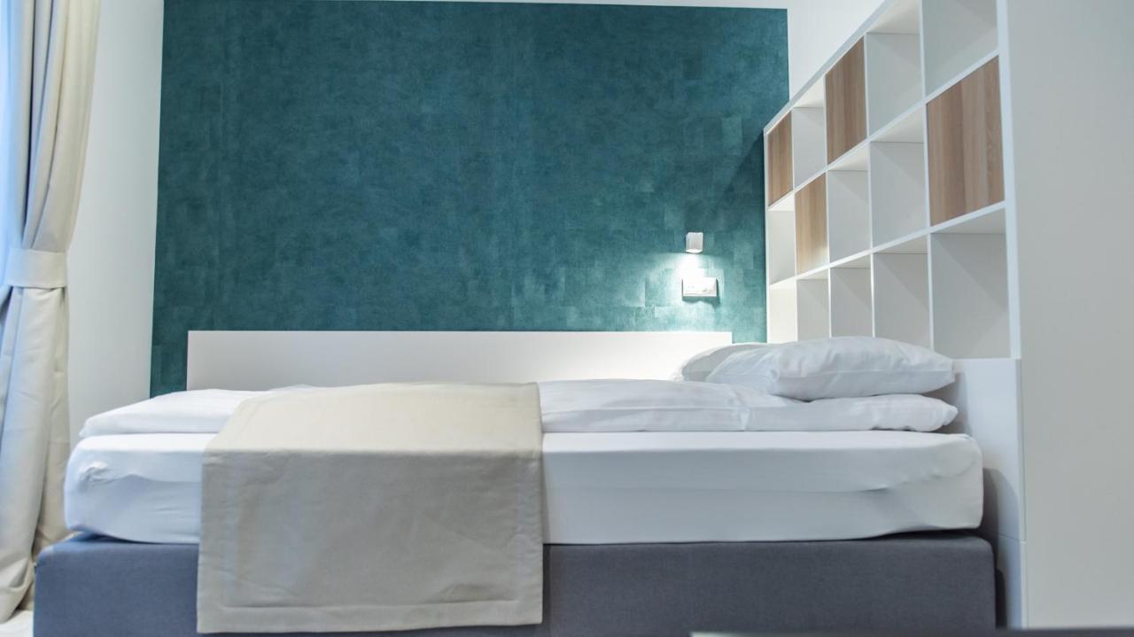 Bpr Downtown Gemstone * Budapešť